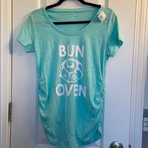 Maternity bun in the oven cute t-shirt